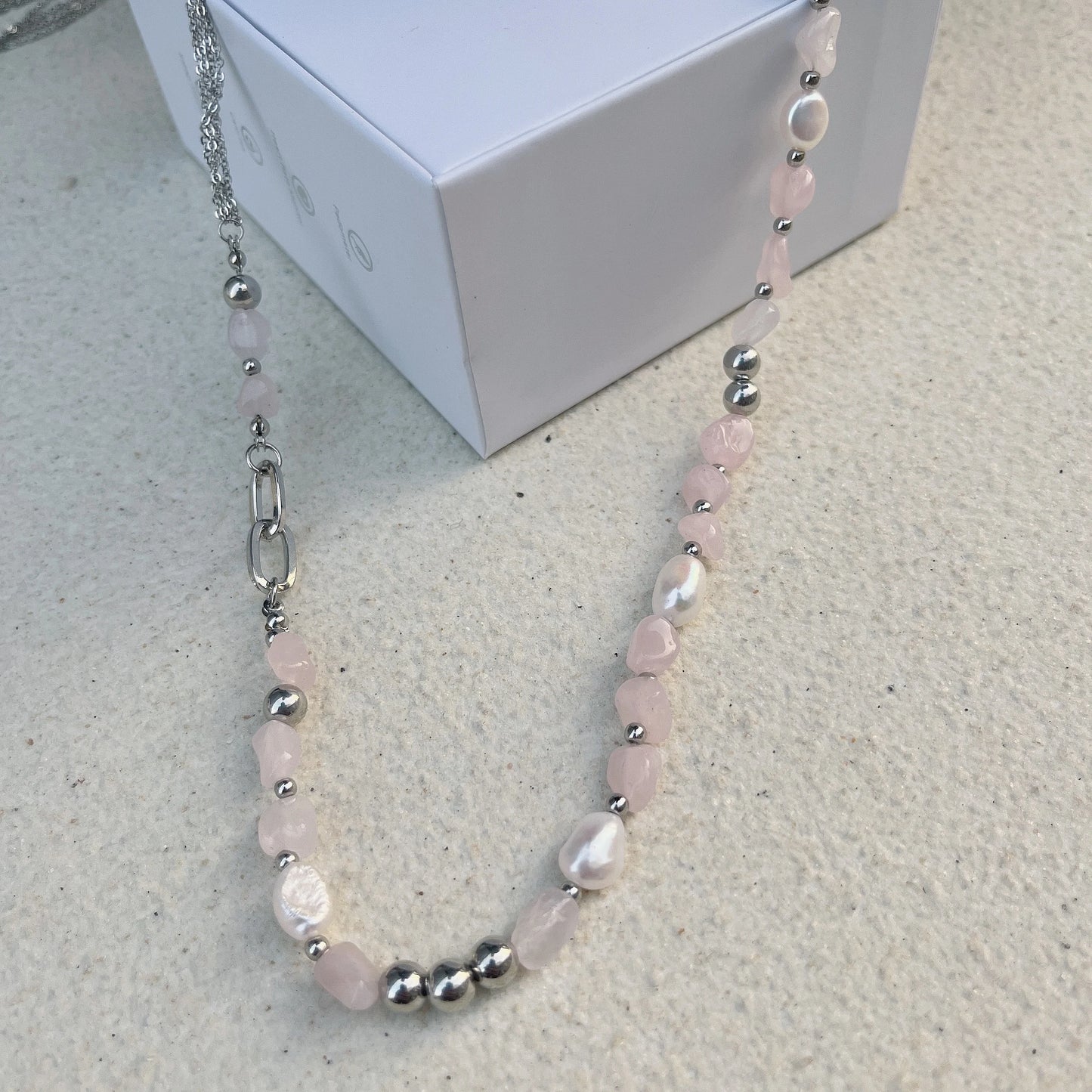 kshmir Natural stone blue crystal necklace baroque natural freshwater pearl niche design feeling fresh clavicle chain women