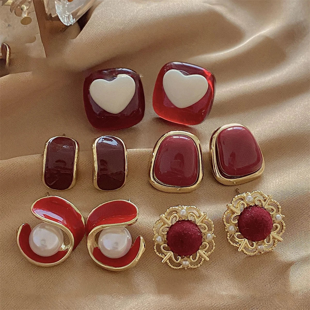 Vintage Trendy Red Enamel Geometric Round Heart Stud Earrings For Women Light Luxury Imitation Pearl Square Oval Earring Jewelry