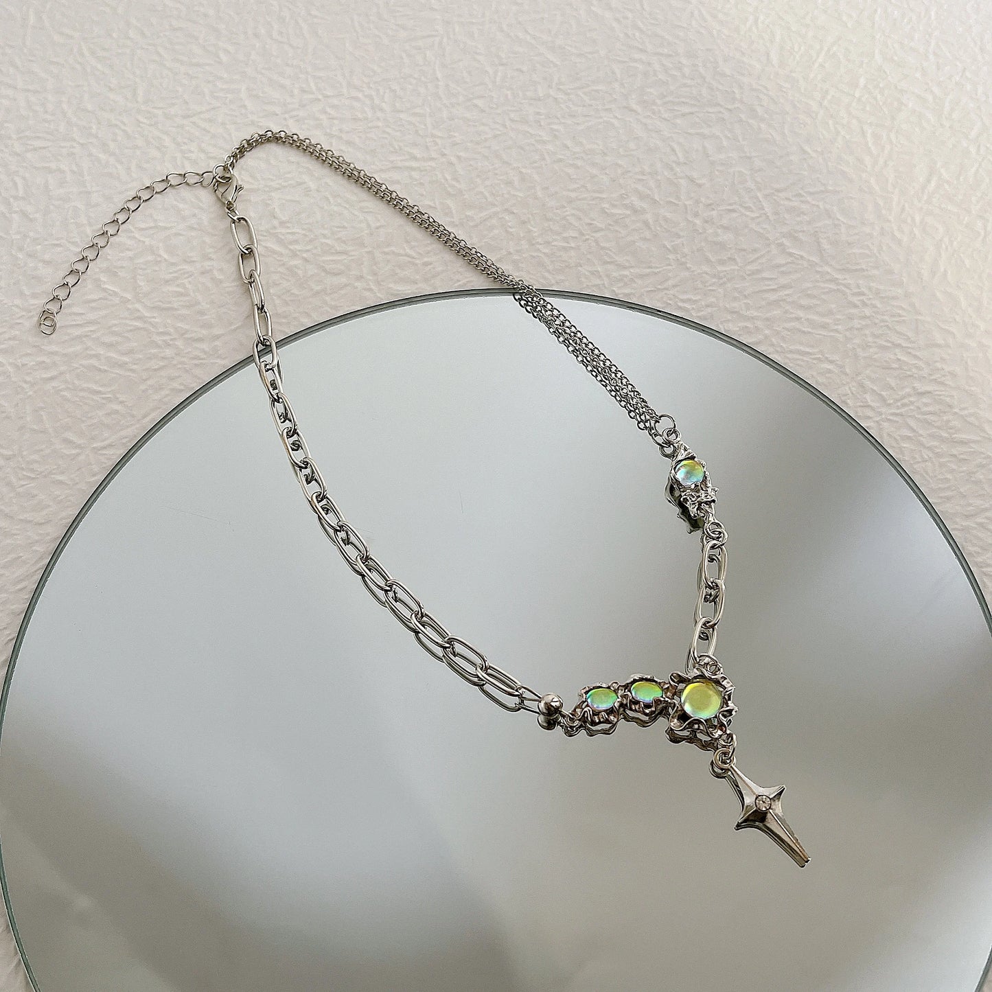 Y2K Crystal Pendant Necklaces New Fashion Silver Color Drop Necklace for Women Girls Light Luxury Clavicle Chain Jewelry 17KM