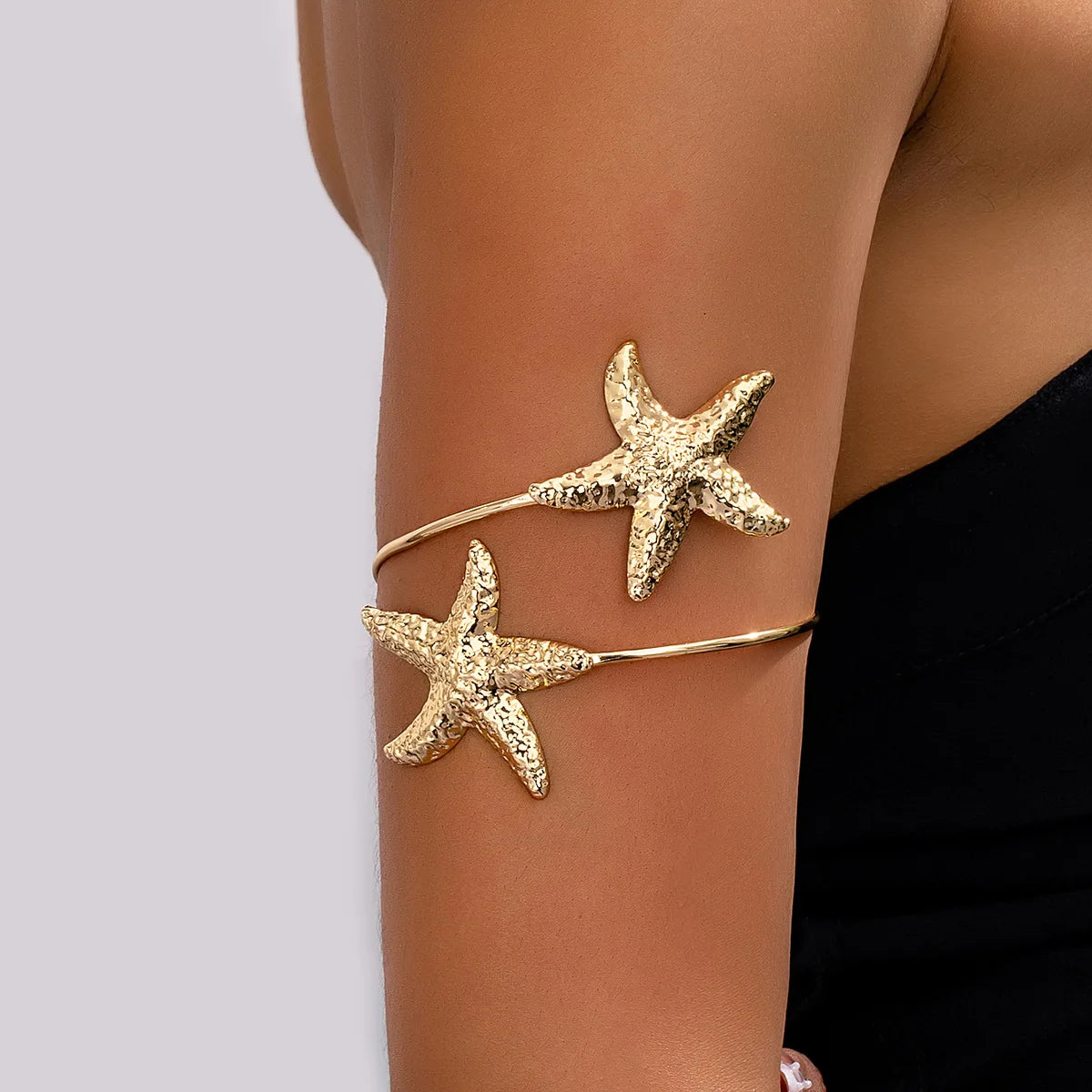 Bohemian Metal Starfish Open Arm Bracelet for Women String Leaf Wave Flower Ins Style Cuff Arm Bangle Beach Party Jewelry Gift