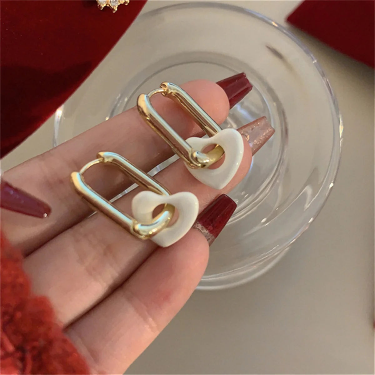 Vintage Trendy Red Enamel Geometric Round Heart Stud Earrings For Women Light Luxury Imitation Pearl Square Oval Earring Jewelry