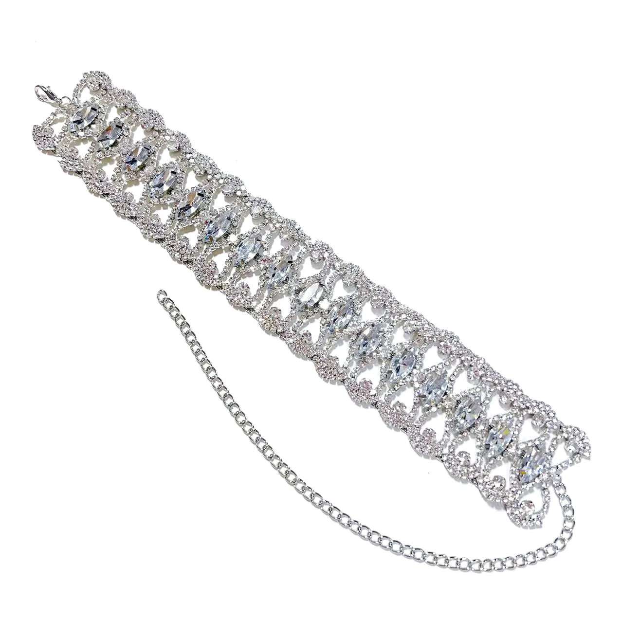 Fashionable luxury sparkling rhinestone necklace, European and American fashionable crystal collarbone chain, party jewelry