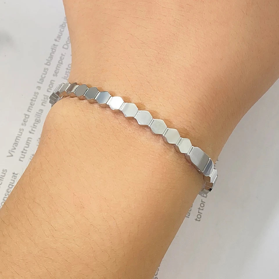 UILZ 316L Stainles Steel Open Hexagon Bracelet For Women High-quality Exquisite Zircon Inlay Simple Not Fading Bracelet Jewelry