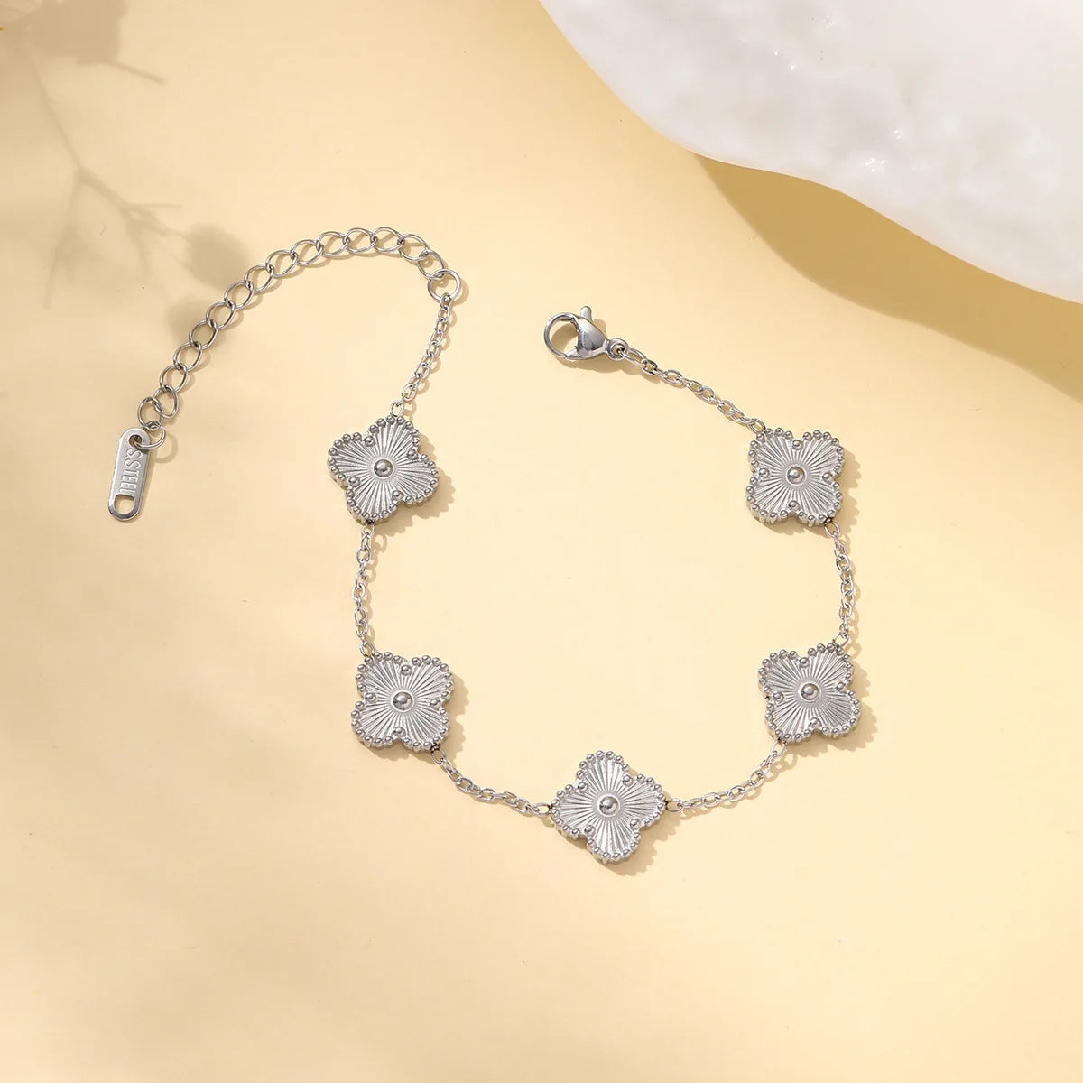 New Fashion Clover Bracelet Women Girls Gold Silver Stainless Steel Five Leaf Flower Dainty Luxury Lucky Link Bracelets Jewelry