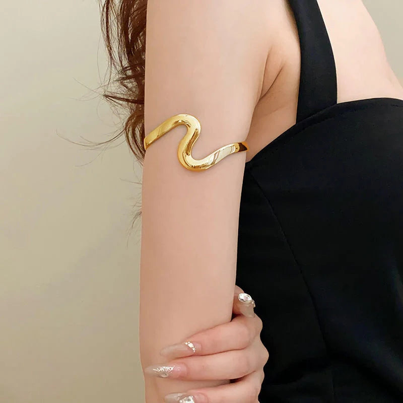 Bohemian Metal Starfish Open Arm Bracelet for Women String Leaf Wave Flower Ins Style Cuff Arm Bangle Beach Party Jewelry Gift