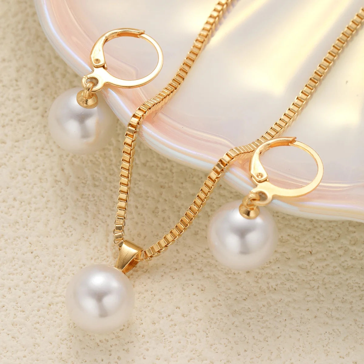 3 Pcs Round Pearl Jewelry Set Of Earring Pendant Necklace For Women Exquisite Fashion Rhinestone Double Wedding Jewelry Set Gift