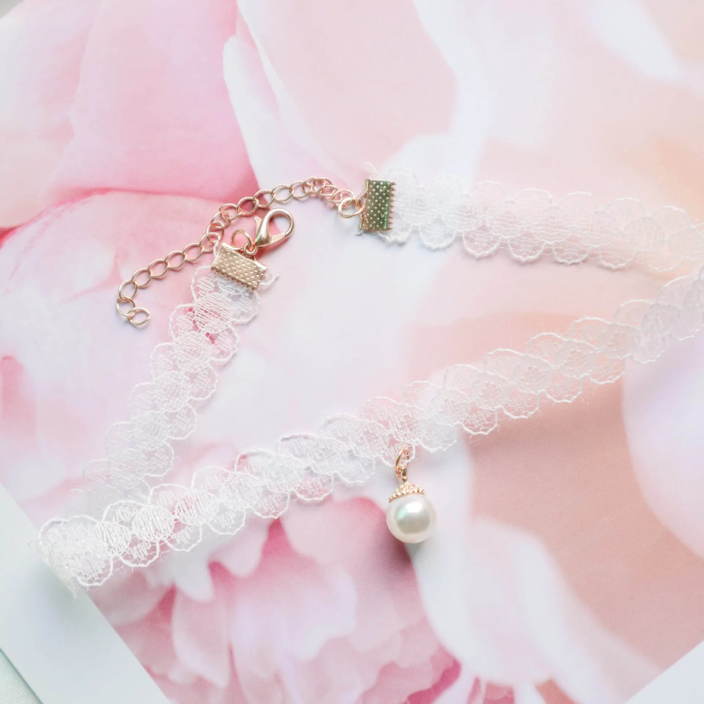 Fashion Choker Necklace For Women Sexy Black White Lace Stretch Strip Pendant Short Clavicle Gothic Necklace Aesthetic Jewelry