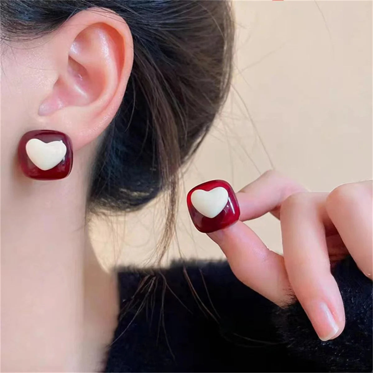 Vintage Trendy Red Enamel Geometric Round Heart Stud Earrings For Women Light Luxury Imitation Pearl Square Oval Earring Jewelry