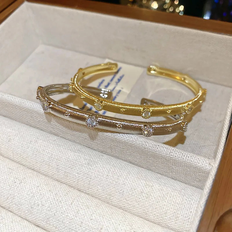 Zircon Retro Bracelet for Women Europe and The United States Light Luxury Temperament Bracelets Fashion New Accessories Gifts