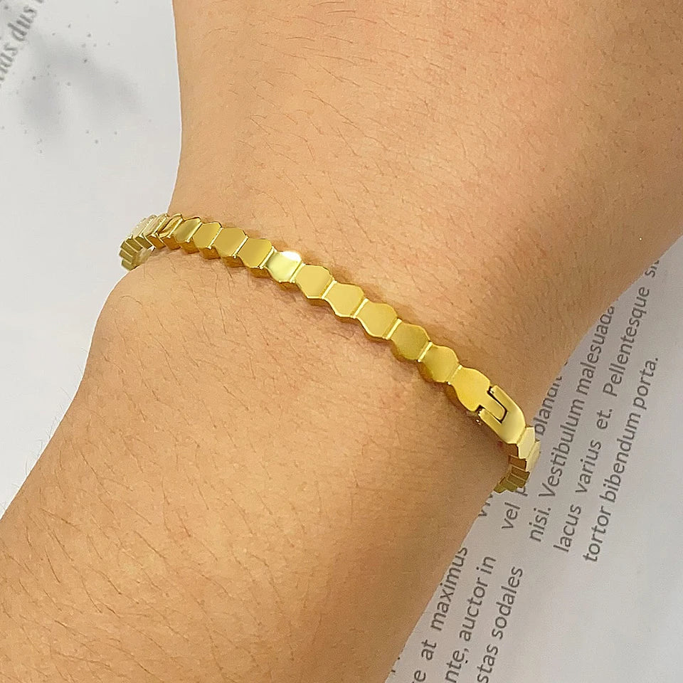 UILZ 316L Stainles Steel Open Hexagon Bracelet For Women High-quality Exquisite Zircon Inlay Simple Not Fading Bracelet Jewelry