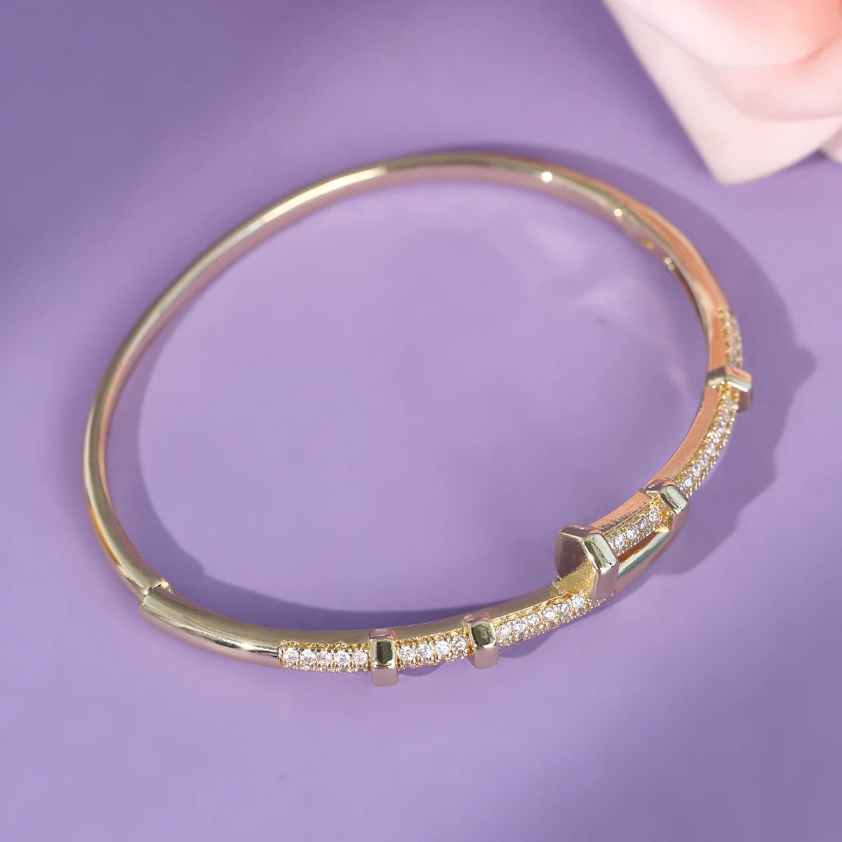 QYY Newest Copper with Zirconia Women's Bracelet Europe and United Daily Opening Bangles Holiday Show Jewelry Accessories