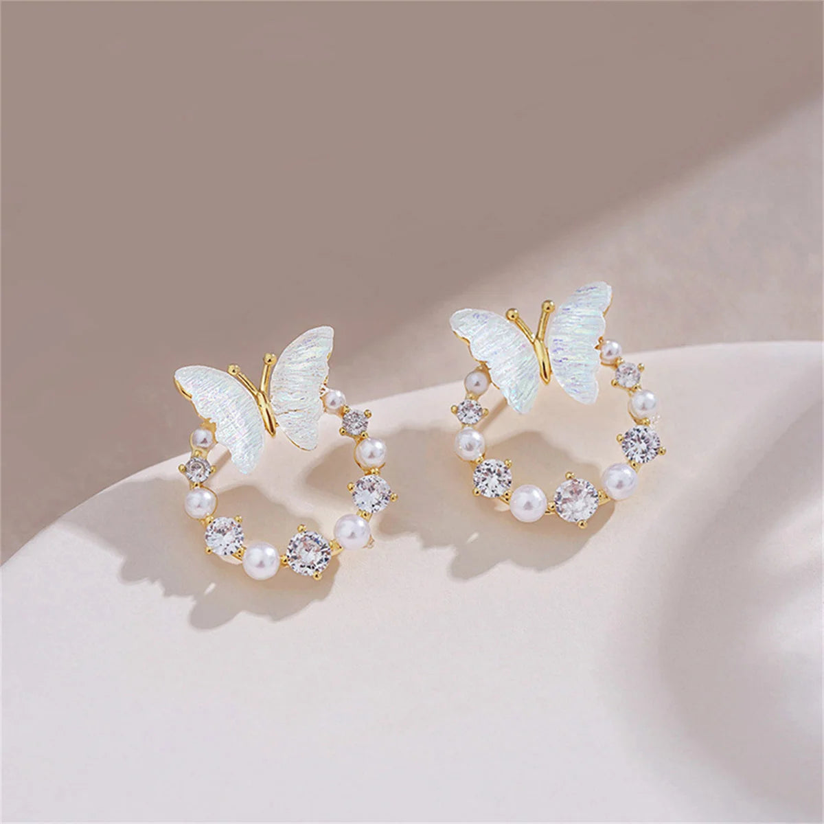 Korean Exquisite Planet Moon Butterfly Tassel Earrings for Women Sparkling Crystal Asymmetrical Drop Earrings Girl Party Jewelry