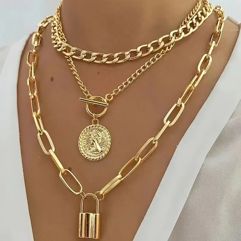 3pcs Layered Necklace Set for Women Vintage Elegant Gold Plated Embossed Round Creative Lock Pendant Necklaces Fashion Jewelry