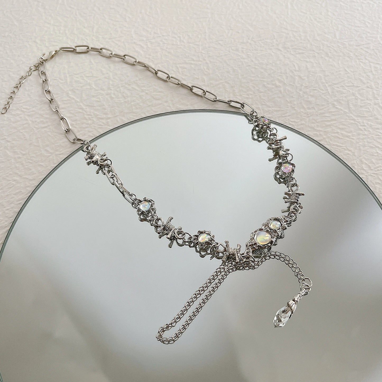 Y2K Crystal Pendant Necklaces New Fashion Silver Color Drop Necklace for Women Girls Light Luxury Clavicle Chain Jewelry 17KM