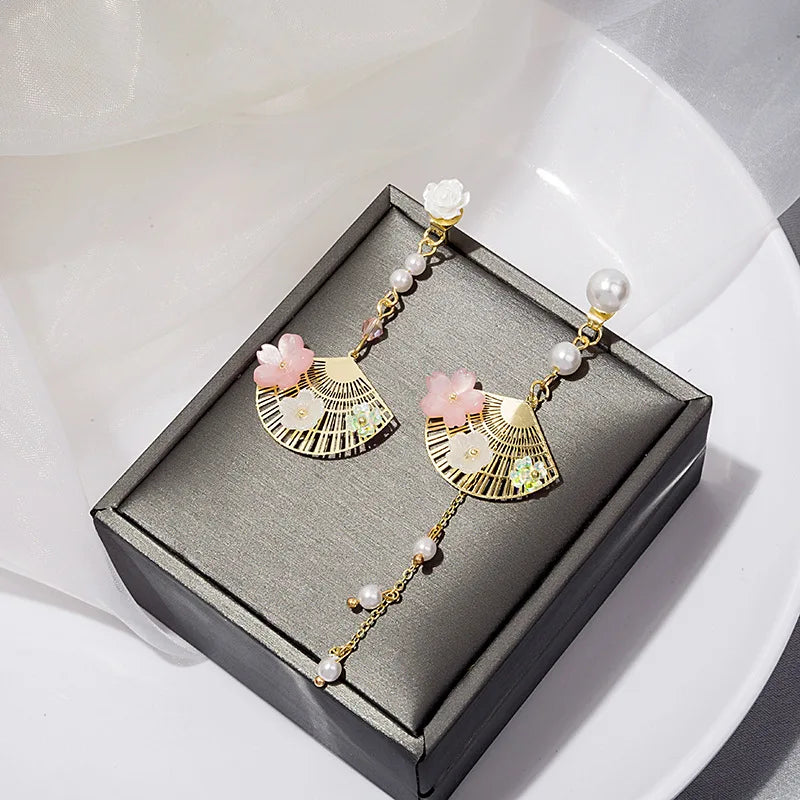 Vintage Chinese Style Flower Fan Earrings for Women Cute Asymmetrical Crane Cat Drop Earring 2022 New Trend Charm Jewelry