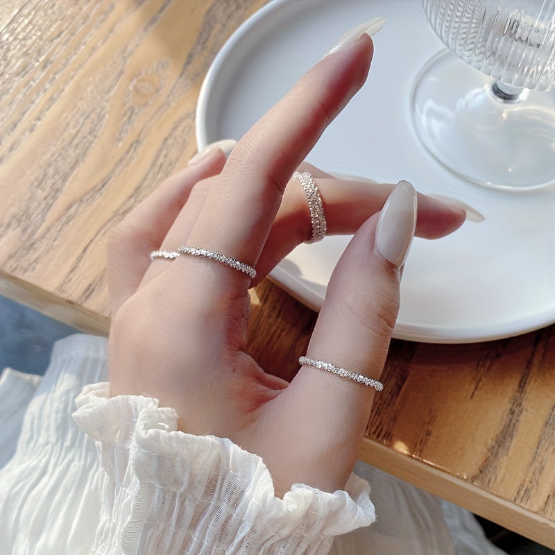 925 Sterling Silver Narrow Ring 18k Gold Plated Special Cutting Design Reflecting Sparkling Lights Match Daily Outfits Perfect Decor For Party (0.48g)