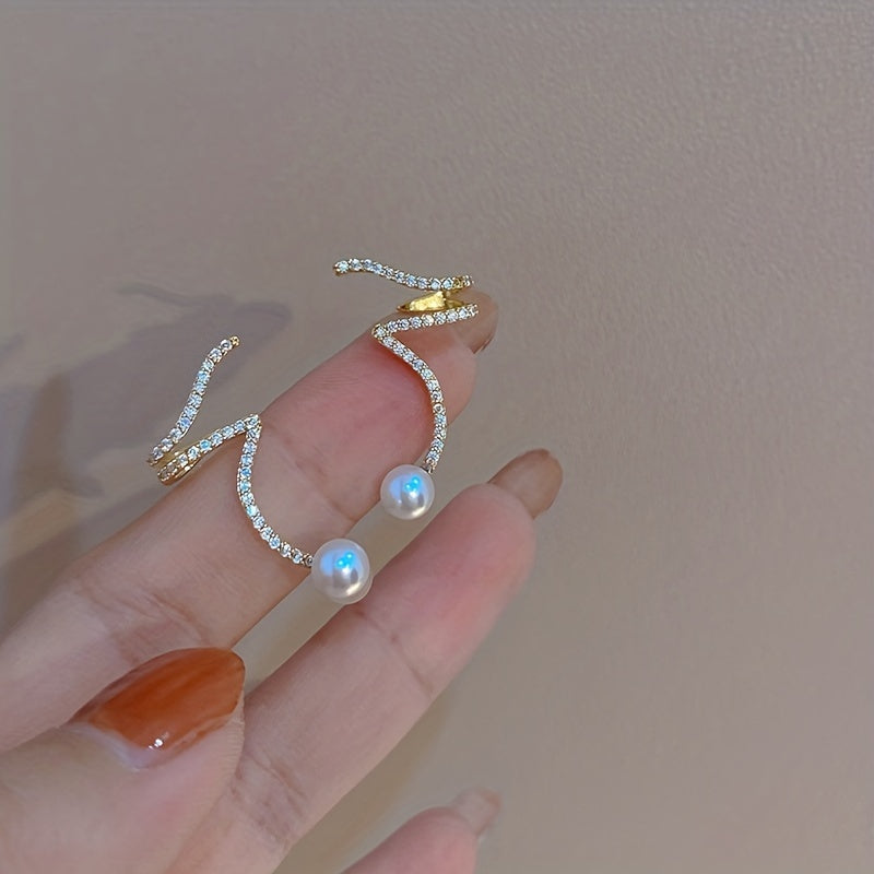 One Pair of Exquisite 925 Sterling Silver Needle Faux Pearl Stud Earrings with Ear Clips - Unique, Elegant, and Durable Jewelry for Women, Perfect for Banquet, Party, or Daily Wear Decor