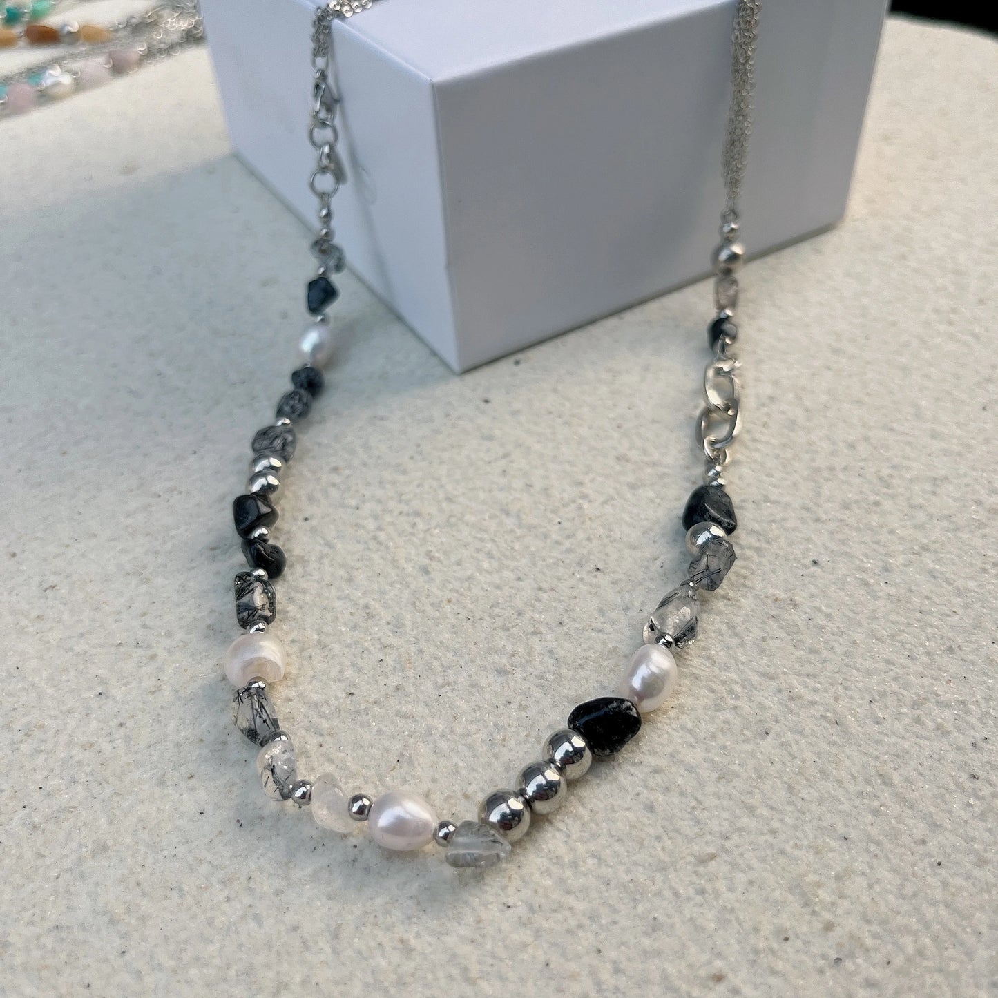 kshmir Natural stone blue crystal necklace baroque natural freshwater pearl niche design feeling fresh clavicle chain women