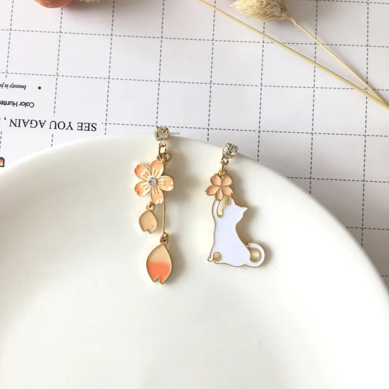 Vintage Chinese Style Flower Fan Earrings for Women Cute Asymmetrical Crane Cat Drop Earring 2022 New Trend Charm Jewelry