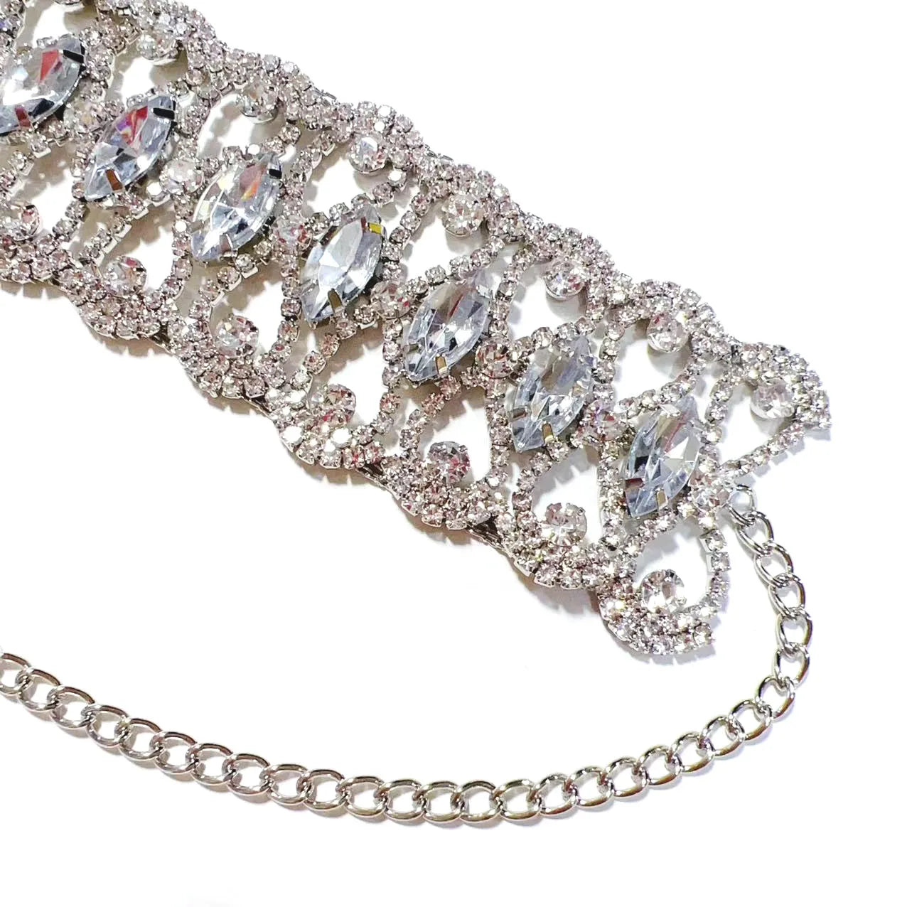 Fashionable luxury sparkling rhinestone necklace, European and American fashionable crystal collarbone chain, party jewelry