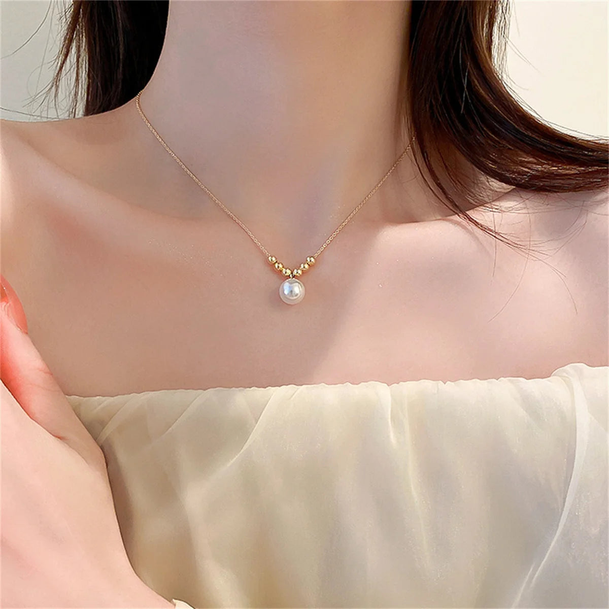 Minimalist Imitation Pearl Long Tassel Necklace For Women Ladies Elegant White Pearl Choker Clavicle Chain Wedding Party Jewelry