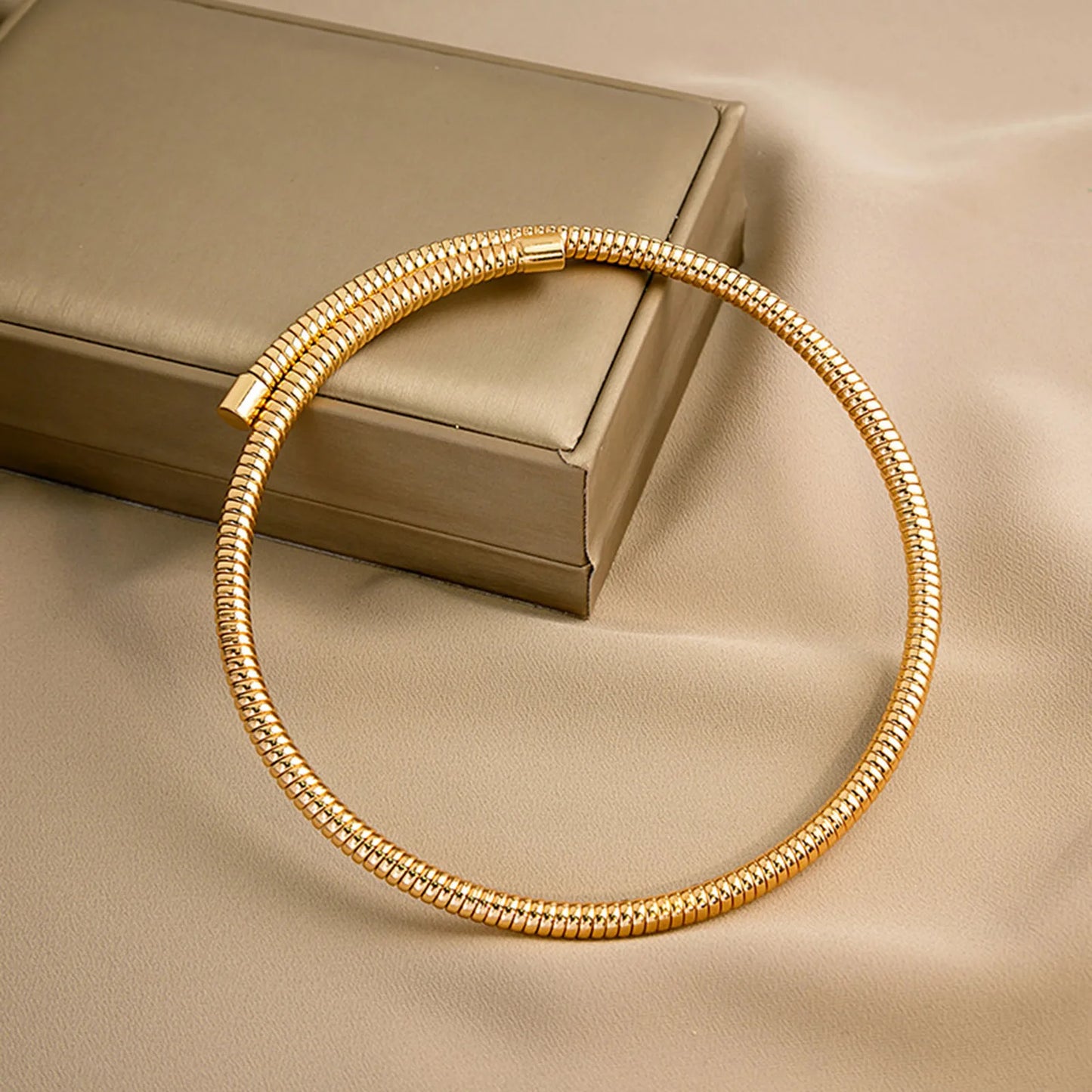 Necklace For Women Adjustable Open Choker Snake Collar Stretch Statement Jewelry Mom Girlfriend Valentine's Day Gift