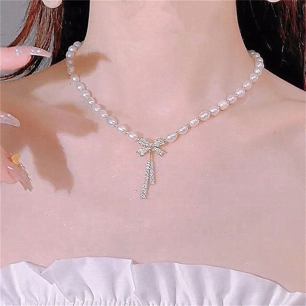 Minimalist Imitation Pearl Long Tassel Necklace For Women Ladies Elegant White Pearl Choker Clavicle Chain Wedding Party Jewelry