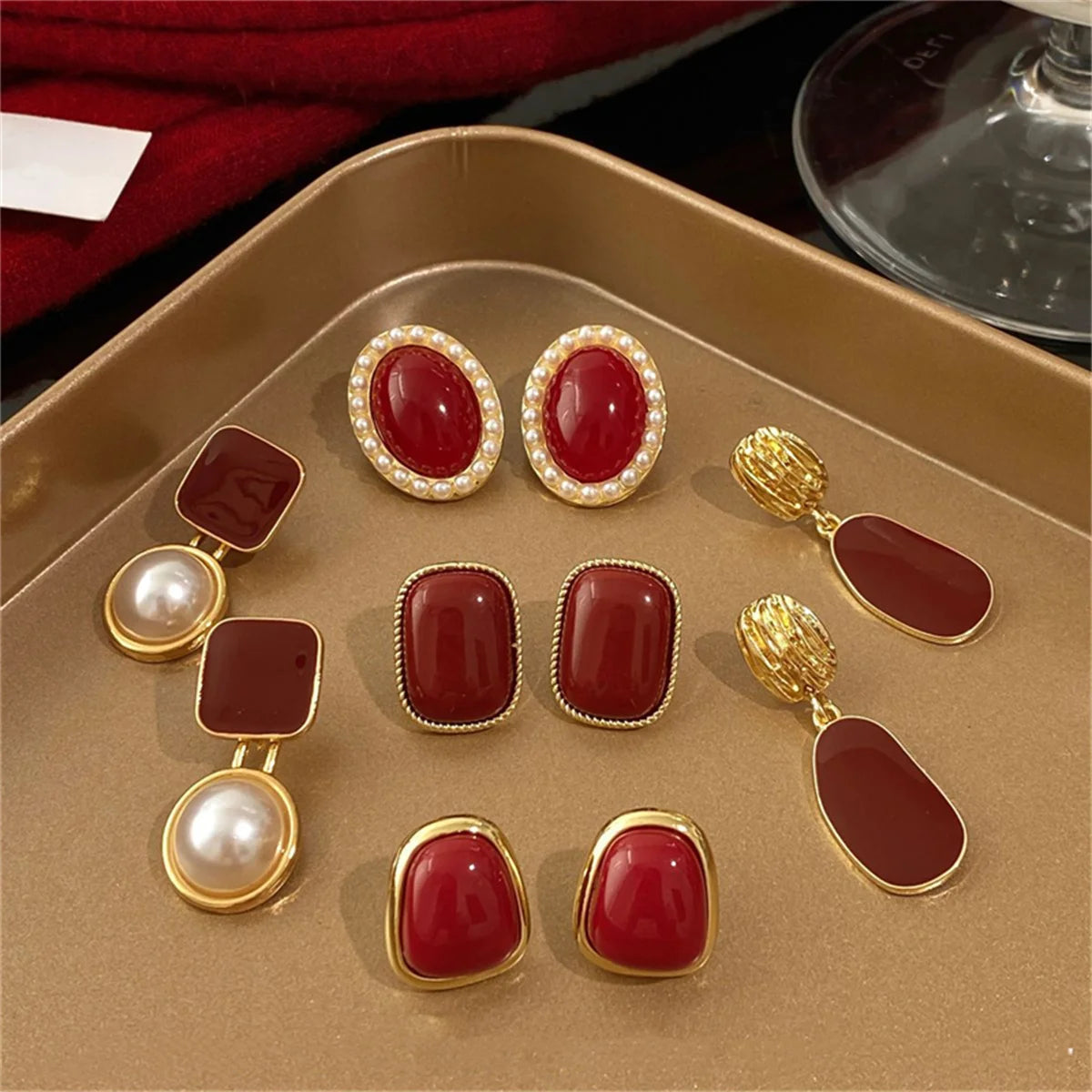Vintage Trendy Red Enamel Geometric Round Heart Stud Earrings For Women Light Luxury Imitation Pearl Square Oval Earring Jewelry