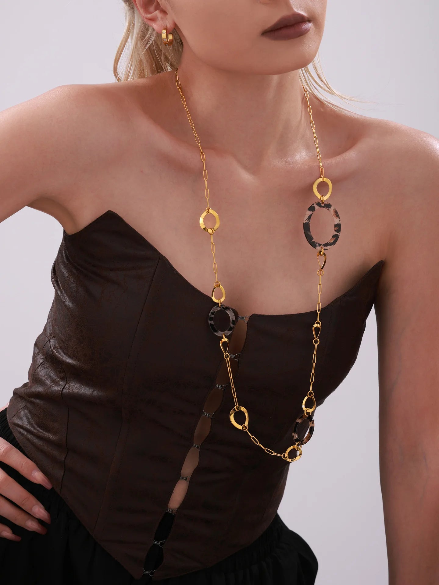 Necklace for Women Leopard Print Stainless Steel Acrylic Pendant Long Chain Sweater Link Gorgeous Charm Jewelry Gift