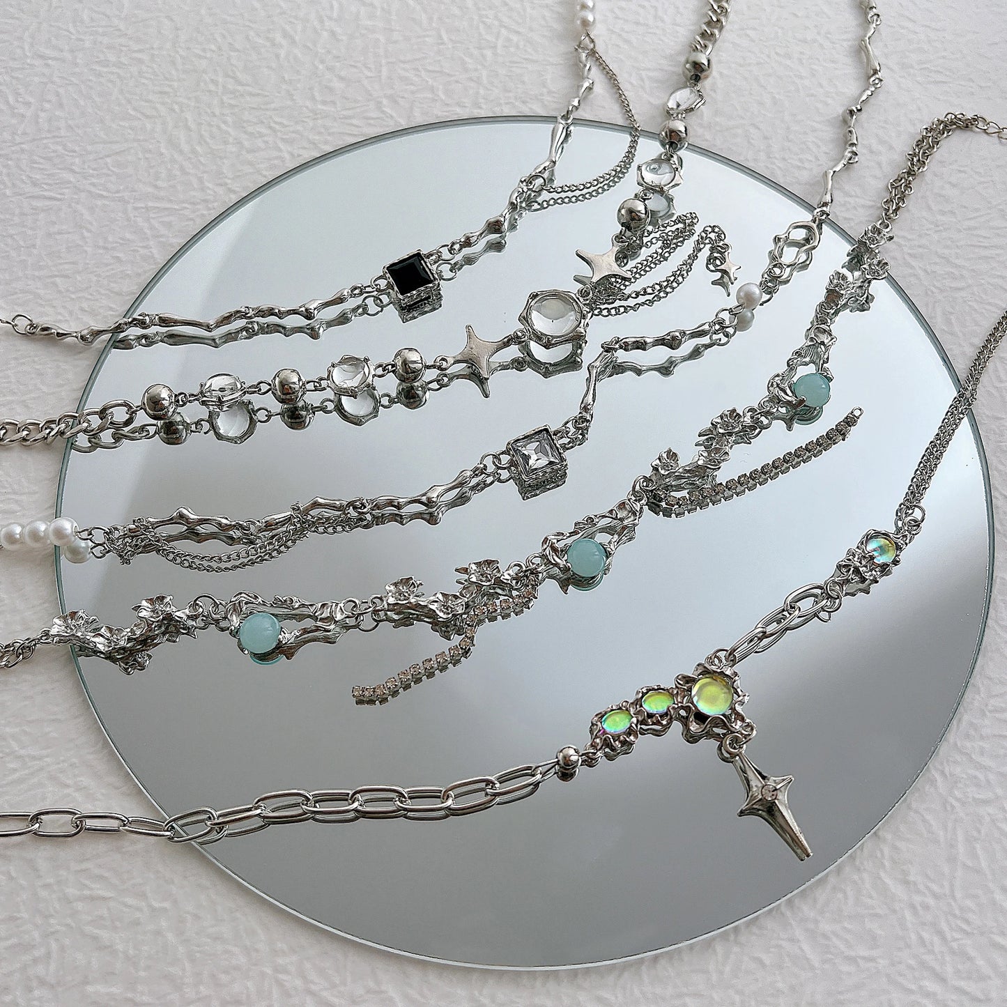 Y2K Crystal Pendant Necklaces New Fashion Silver Color Drop Necklace for Women Girls Light Luxury Clavicle Chain Jewelry 17KM