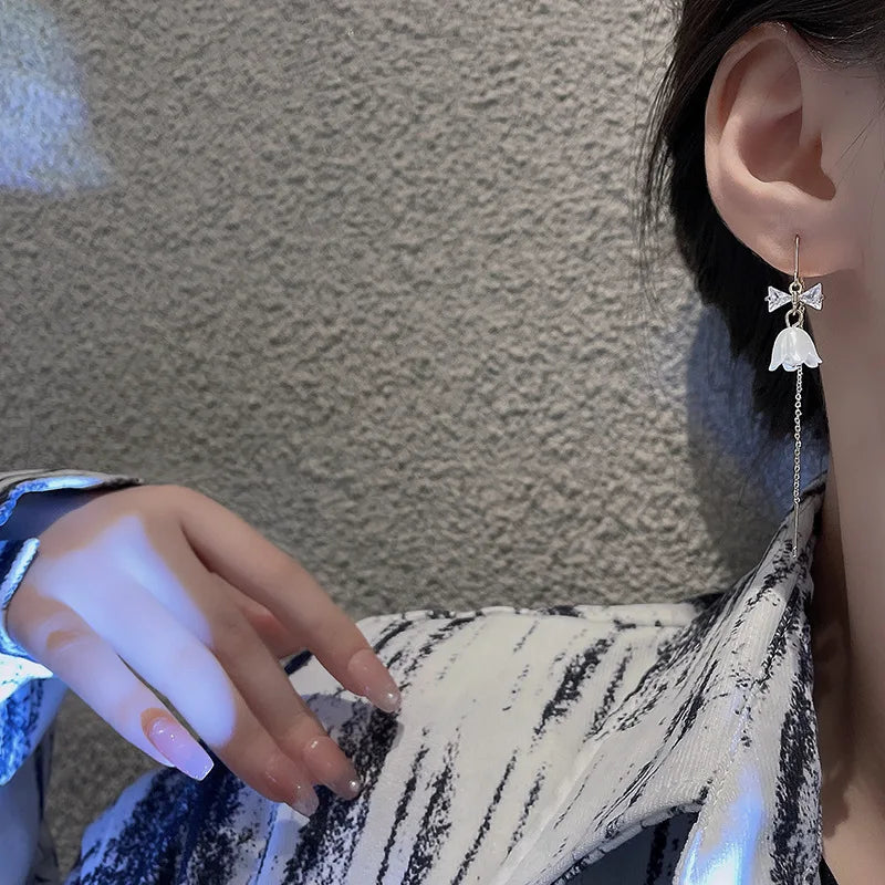 Silver Color Trend Daisy Flower Long Wire Tassel Thread Hanging Earrings For Women Crystal Zircon Piercing Earring Girl Jewelry