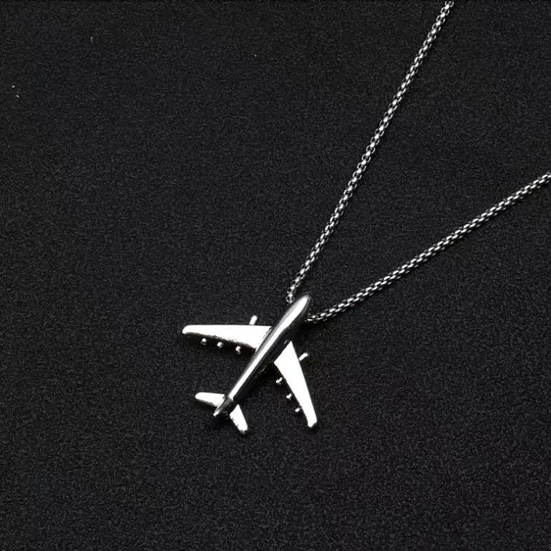 Classic niche design trendy men's and women's airplane necklace simple hip-hop nightclub dance cute airplane pendant gift