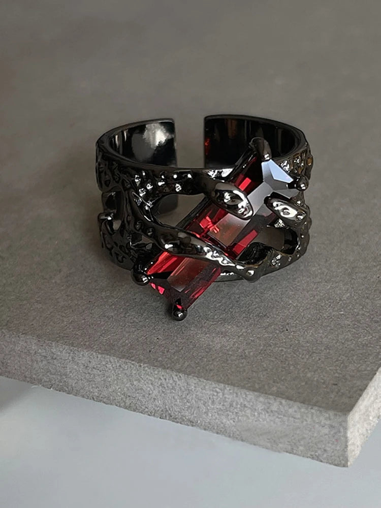 Dark Style European and American Red Jewelry Girls Light Luxury Niche Personality Retro Fashion Hollow Design Wedding Ring