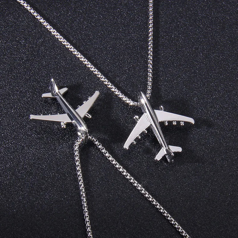Classic niche design trendy men's and women's airplane necklace simple hip-hop nightclub dance cute airplane pendant gift