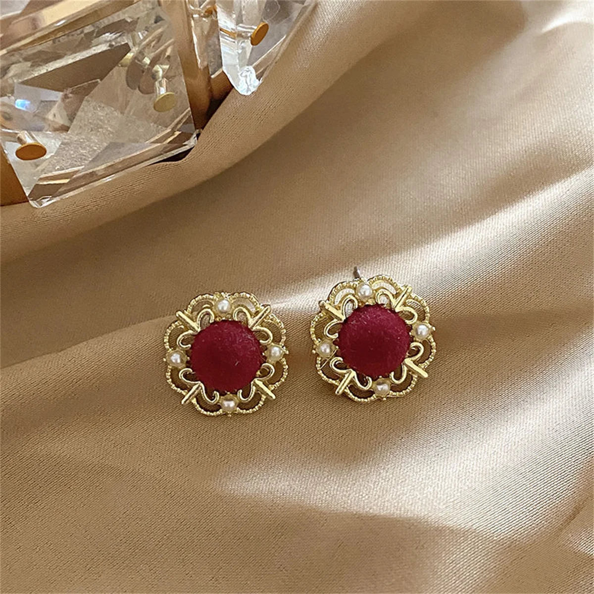 Vintage Trendy Red Enamel Geometric Round Heart Stud Earrings For Women Light Luxury Imitation Pearl Square Oval Earring Jewelry