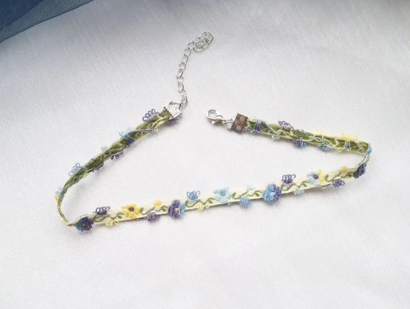 Necklace for Women Short Clavicle Lace Sexy Hearts Pearl Leaf Bow Butterfly Star Choker Lady Party Jewelry Girl Gift