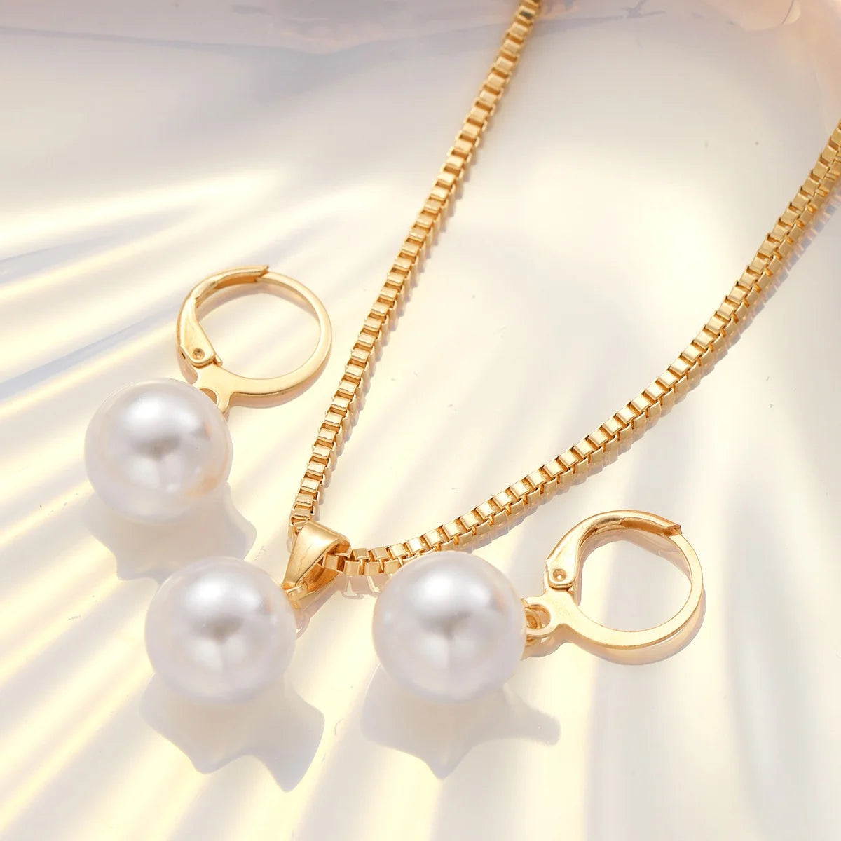 3 Pcs Round Pearl Jewelry Set Of Earring Pendant Necklace For Women Exquisite Fashion Rhinestone Double Wedding Jewelry Set Gift
