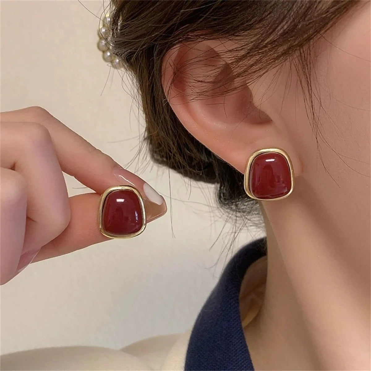 Vintage Trendy Red Enamel Geometric Round Heart Stud Earrings For Women Light Luxury Imitation Pearl Square Oval Earring Jewelry